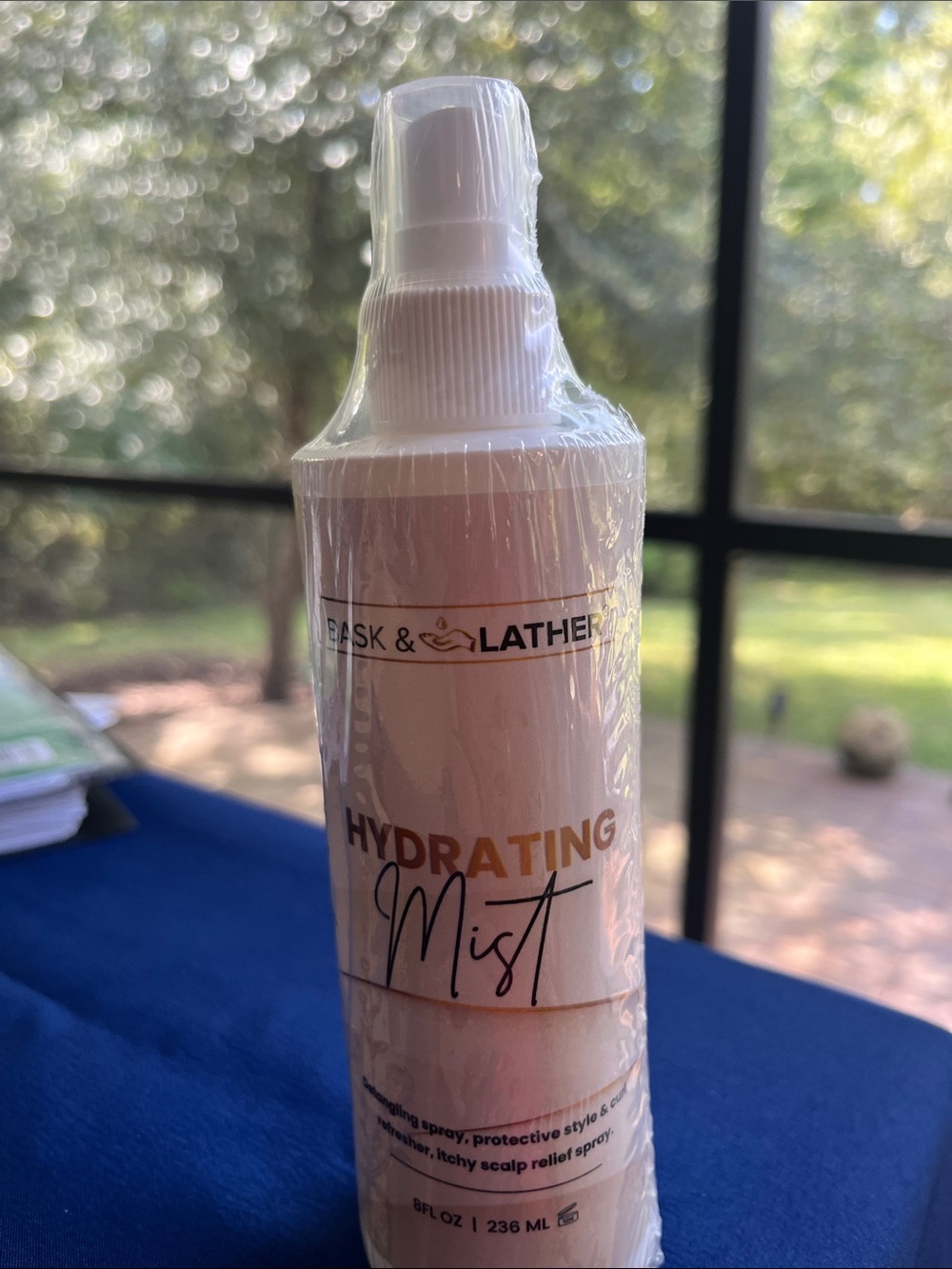 Hydrating Mist - White by